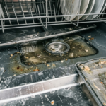 lave vaisselle eau stagnante fond